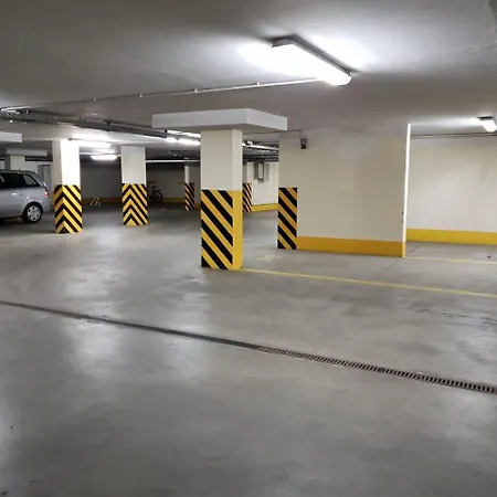 Kierunek Gracja Monte Cassino 36 アパート